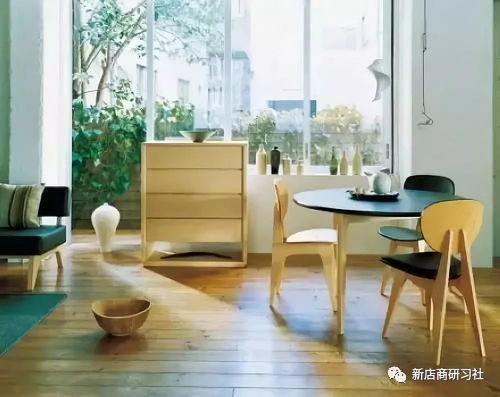 與同胞兄弟muji不同風格,idee是怎么走出 非主流 的